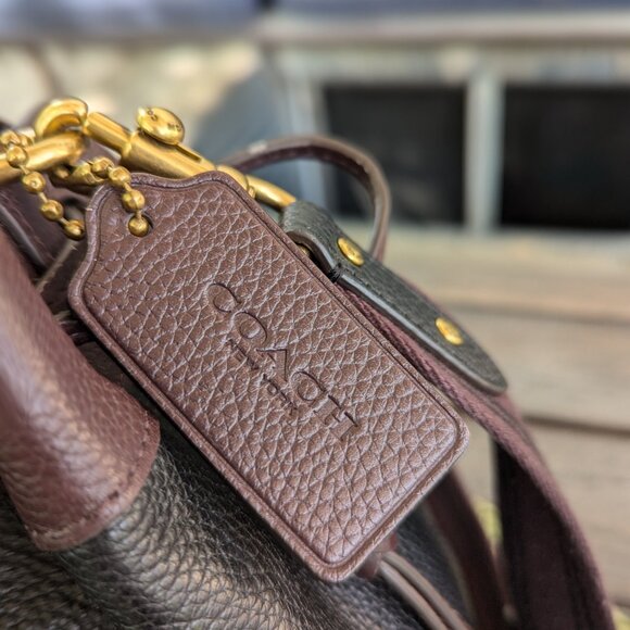 Coach Field Bucket Bag in Colorblock with Coach Badge C3850 - Rare - Picture 4 of 9